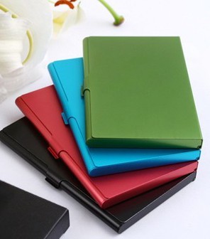 ��ɫ������Ƭ��