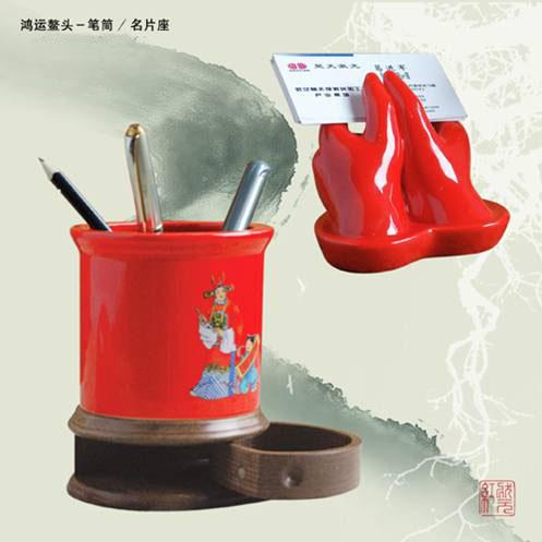 ���\(y��n)���^