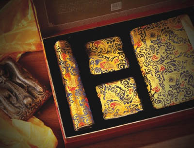 ������b-�R����