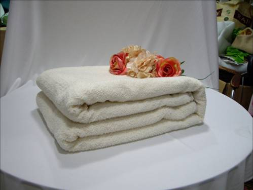 �~���m��z�q̺