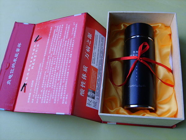 �{��������