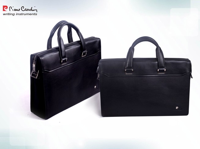 Ƥ������Pierre Cardin��(j��ng)����ʿ��Ƥ��๫�İ�PC106G1��ɫ