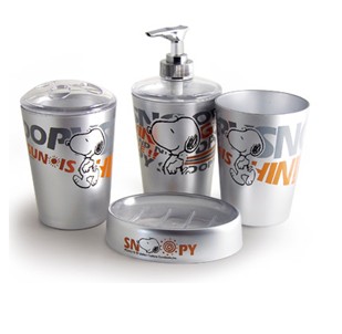 ʷŬ�Ƚ�ɫ���A��ԡ�ļ���