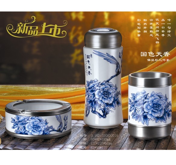 ��ɫ���������ף��໨�Ǵɣ����Ҹ������ر����PͲ