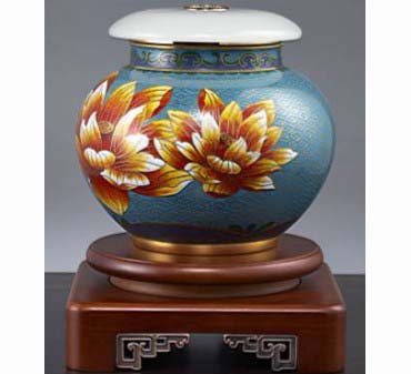 ���C�A�M���~��