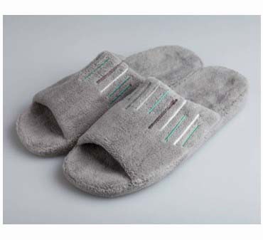 ���ɼҾ���Ь ��ɫ