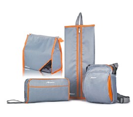 �ռ{���b����4����