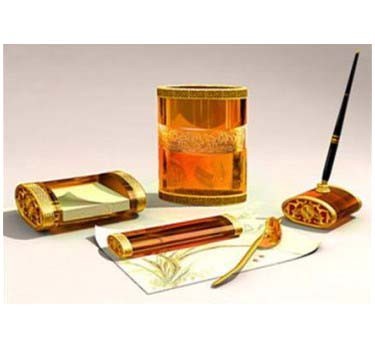 �����Ͻ�F(xi��n)���ľ����b