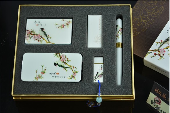 ���\ϵ���̄����b�P+4000�����O���Դ+��Ƭ��+�մ�4U�P