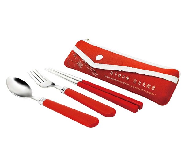 ��y�;������M