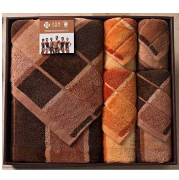 ������ ���fӢ����8��ԡ���׼��F(tu��n)ُ